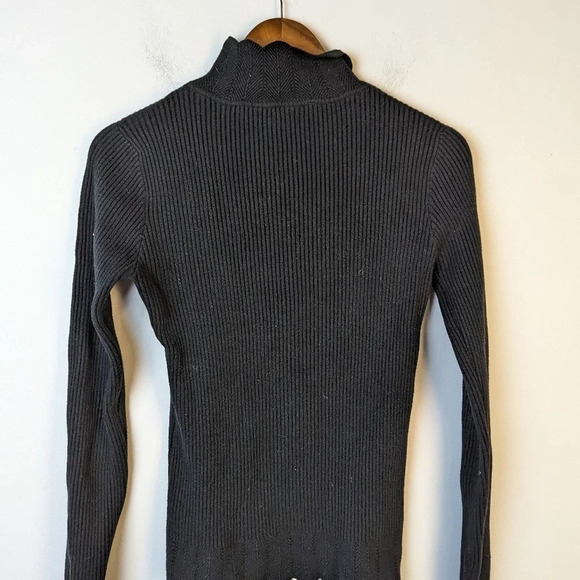 Black Ribbed Turtleneck / Medium - Picture 4 of 5